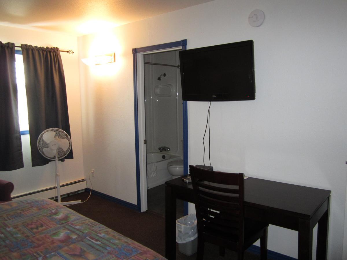 Nisutlin Trading Post Motel Teslin ห้อง รูปภาพ